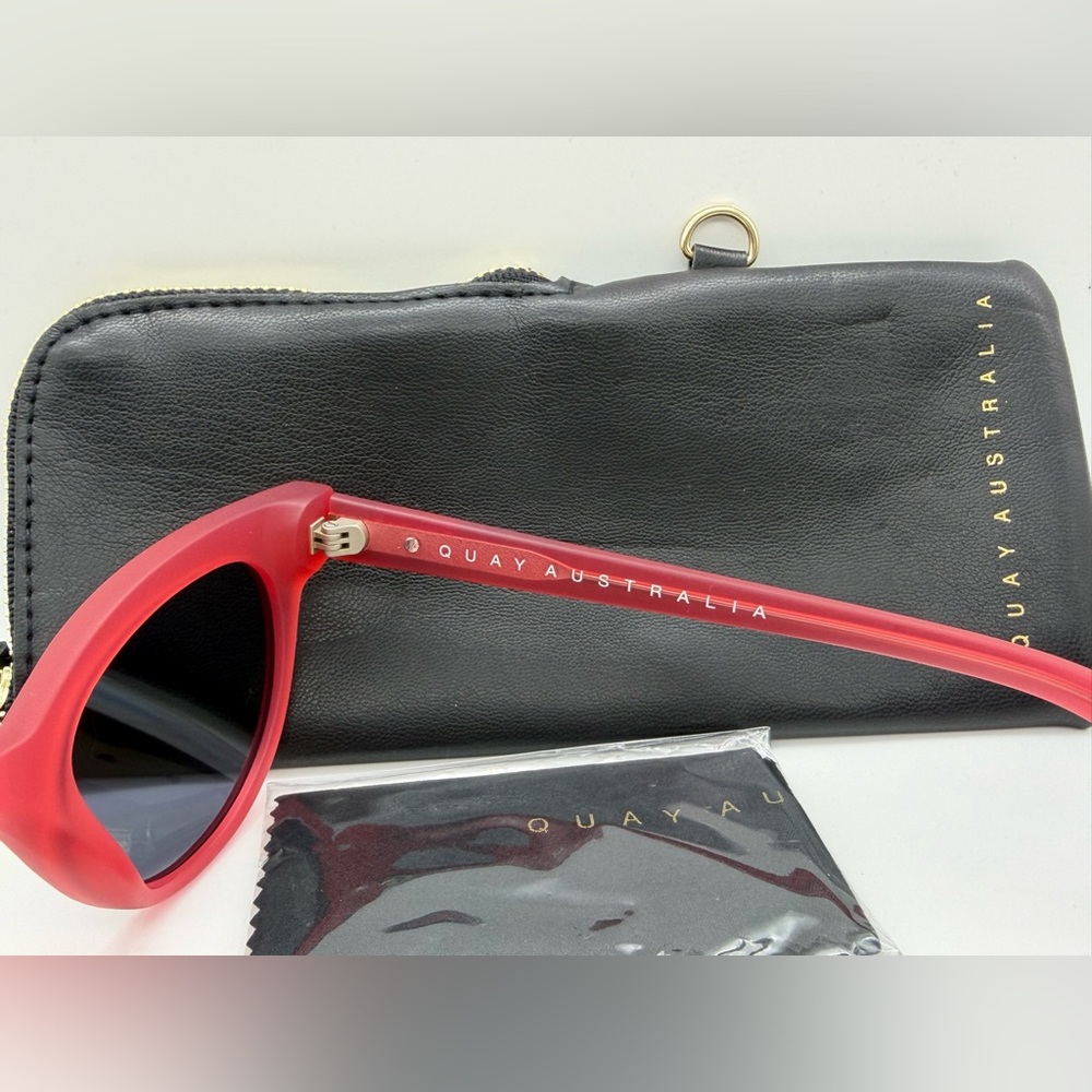 Quay Australia Red Frame Sunglasses - Picture 7 of 7